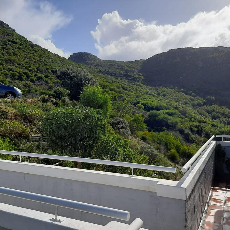 To Let 1 Bedroom Property for Rent in Simons Town Western Cape
